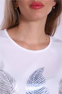 Костюм женский с брюками и футболкой 375 56207